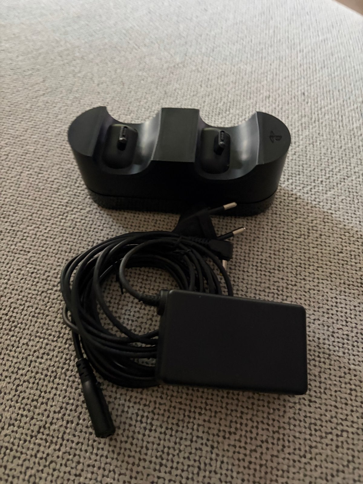 2x PS4 Controller Laadstation met snoertjes, Spelcomputers en Games, Spelcomputers | Sony PlayStation Consoles | Accessoires, Ophalen of Verzenden