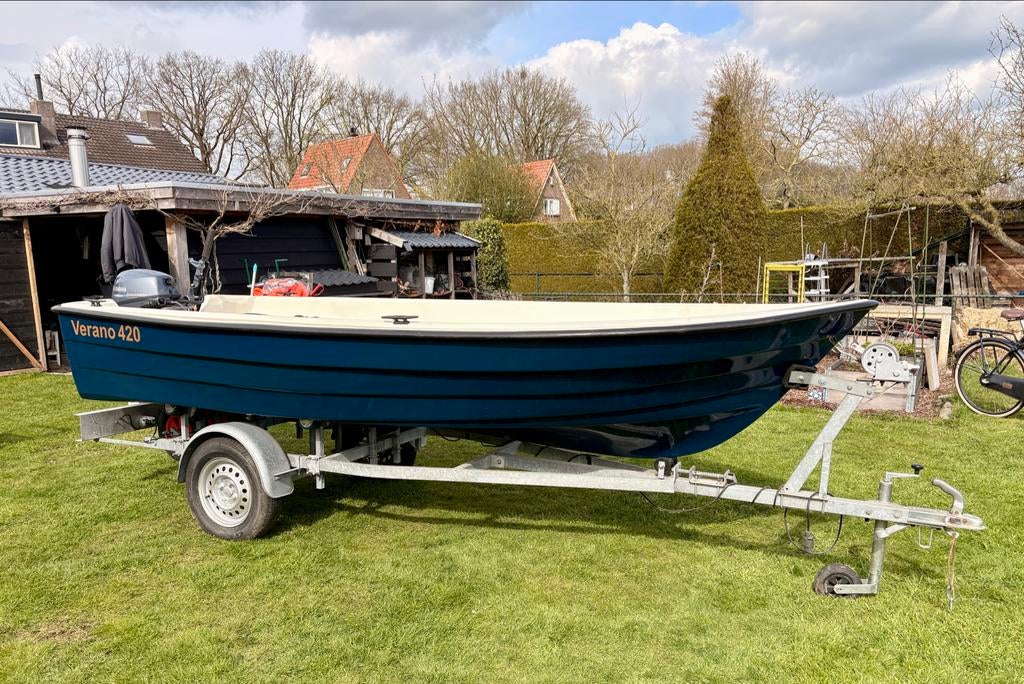 Verano 420 sloep met trailer en nieuwe 6pk Yamaha motor, Ophalen, Zo goed als nieuw, Buitenboordmotor, Polyester