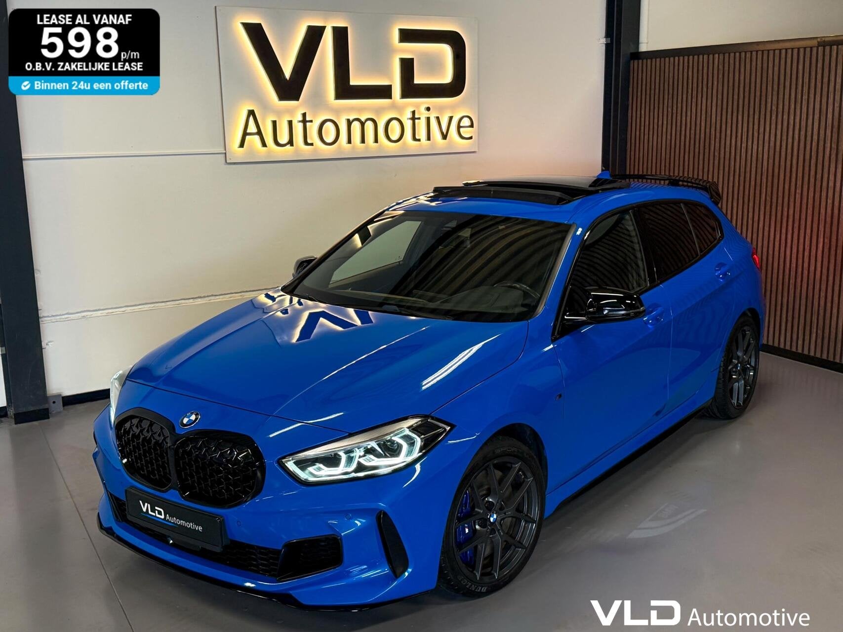 BMW 1-serie M135i xDrive Pano Alcantara HUD H&K Sfeer M-Spor, Auto's, BMW, 1998 cc, Gebruikt, 4 cilinders, 14 km/l