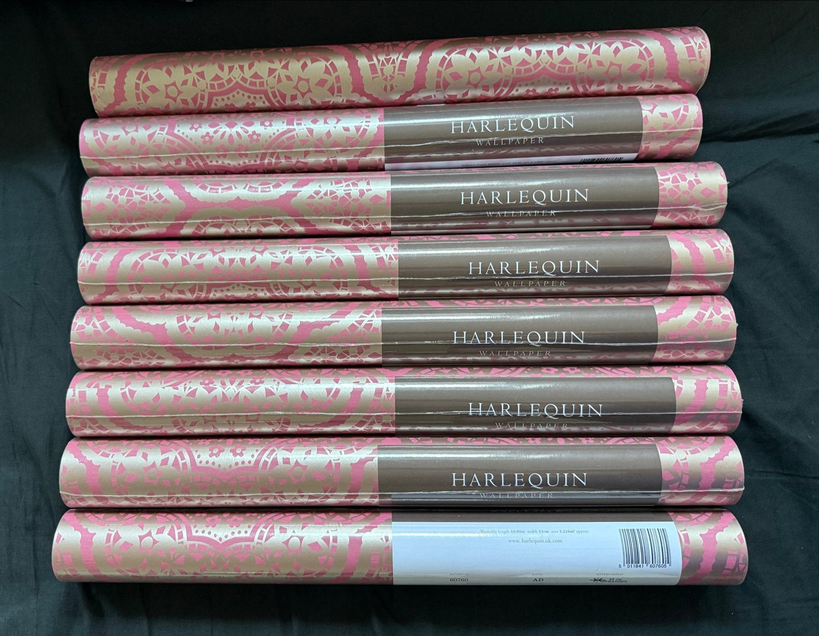 Harlequin Behang - Roze met Goud, Ophalen, Ornamentaal, Overige merken, Roze