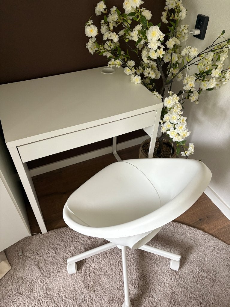 Bureau + stoel, Ophalen, Gebruikt