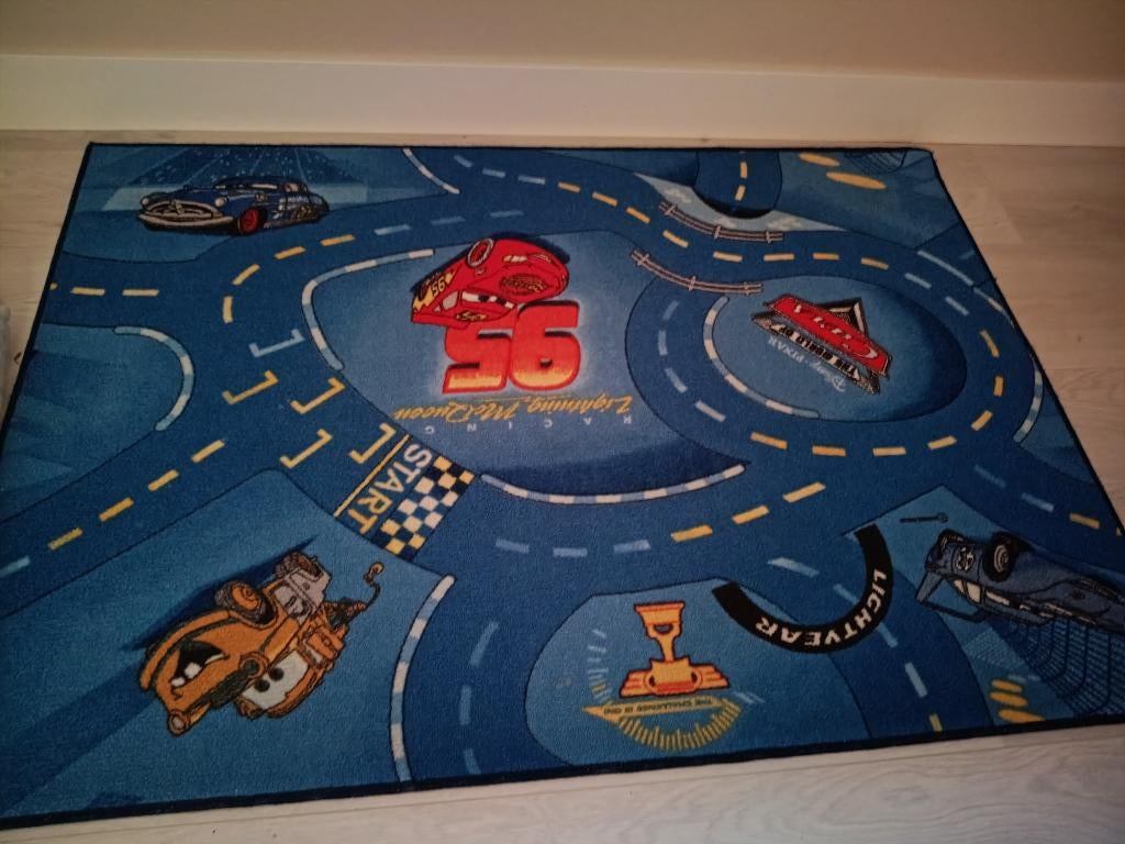 Disney cars mat, Ophalen of Verzenden, Overige figuren, Zo goed als nieuw, Overige typen