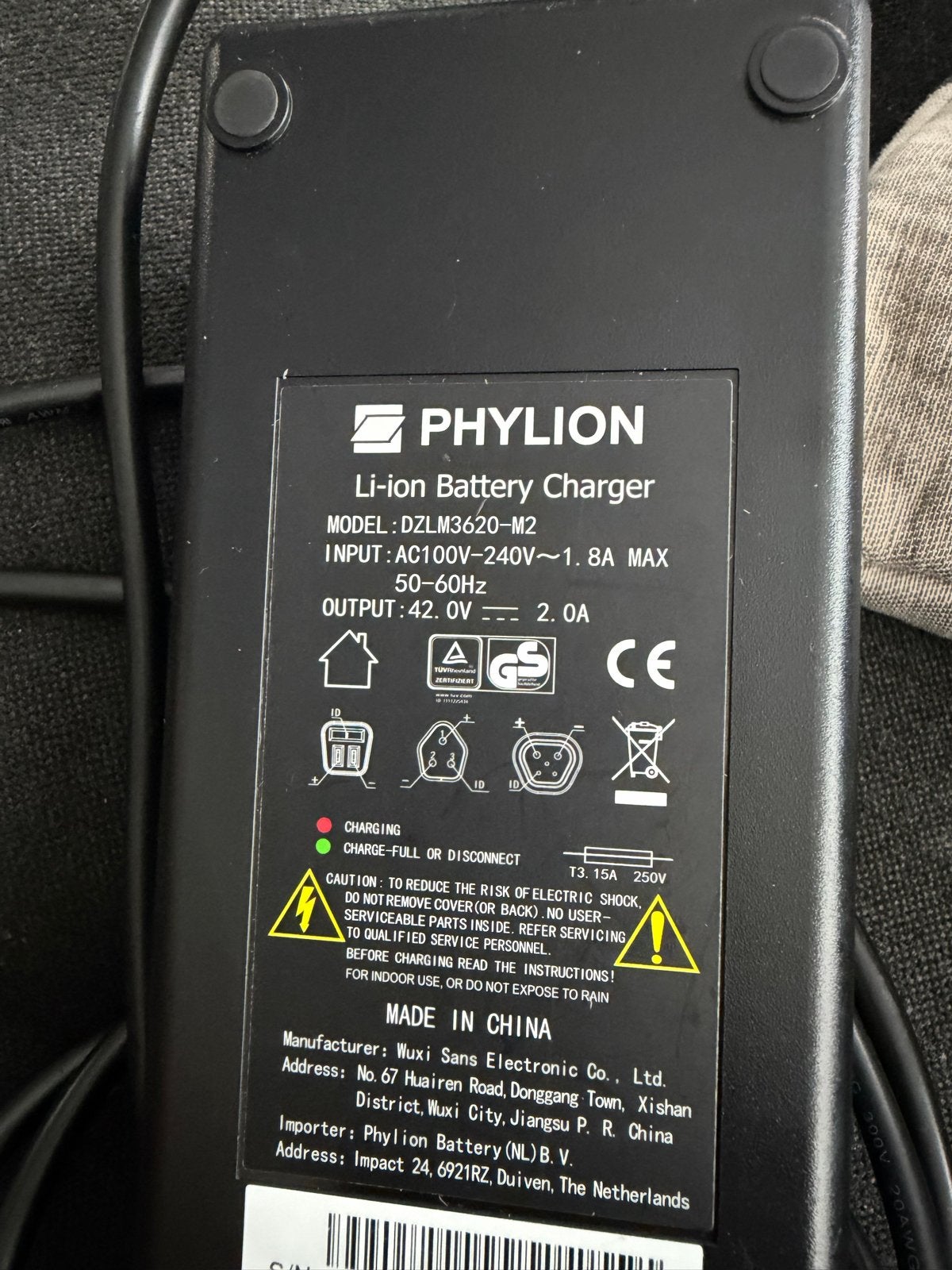Phylion Li-ion Batterijlader DZLM3620-M2 42V 2.0A, Ophalen of Verzenden, Zo goed als nieuw