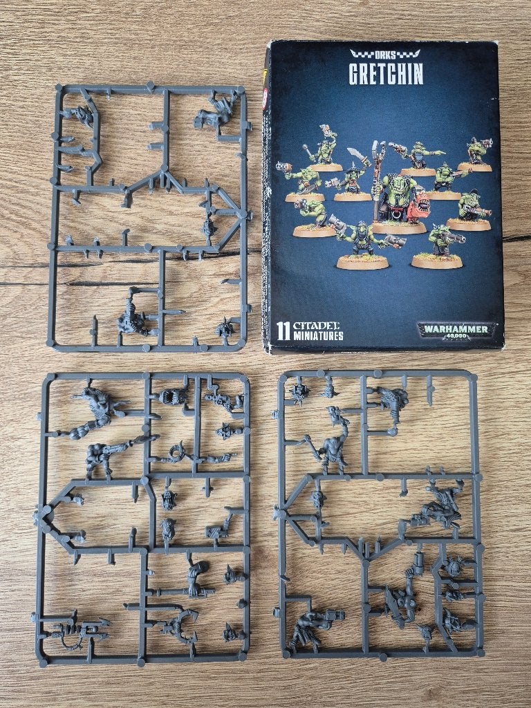 Warhammer 40K Gretchin op sprues met doos, Hobby en Vrije tijd, Wargaming, Ophalen of Verzenden, Gebruikt, Warhammer 40000, Figuurtje(s)