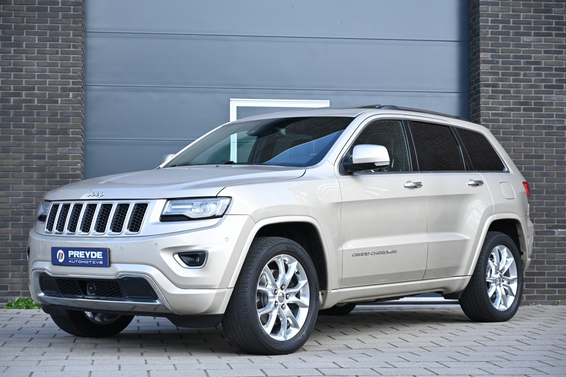 Jeep Grand Cherokee 3.0 CRD Overland Adaptive Cruise, Pano,, Euro 5, Gebruikt, 252 pk, 2987 cc