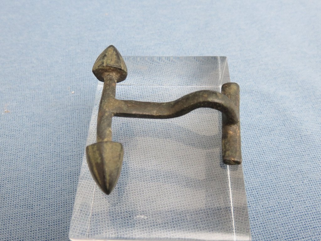 Keltische kleding haak - ca. 2200 jaar oud - bodemvondst, Ophalen of Verzenden, Brons