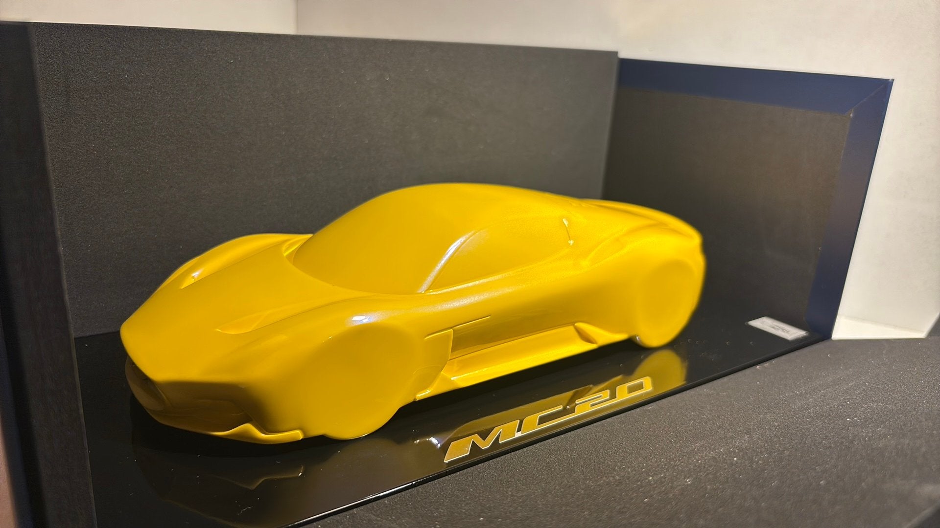 Maserati mc20 silhouette yellow BBR 1.18, Ophalen of Verzenden, A, A, A