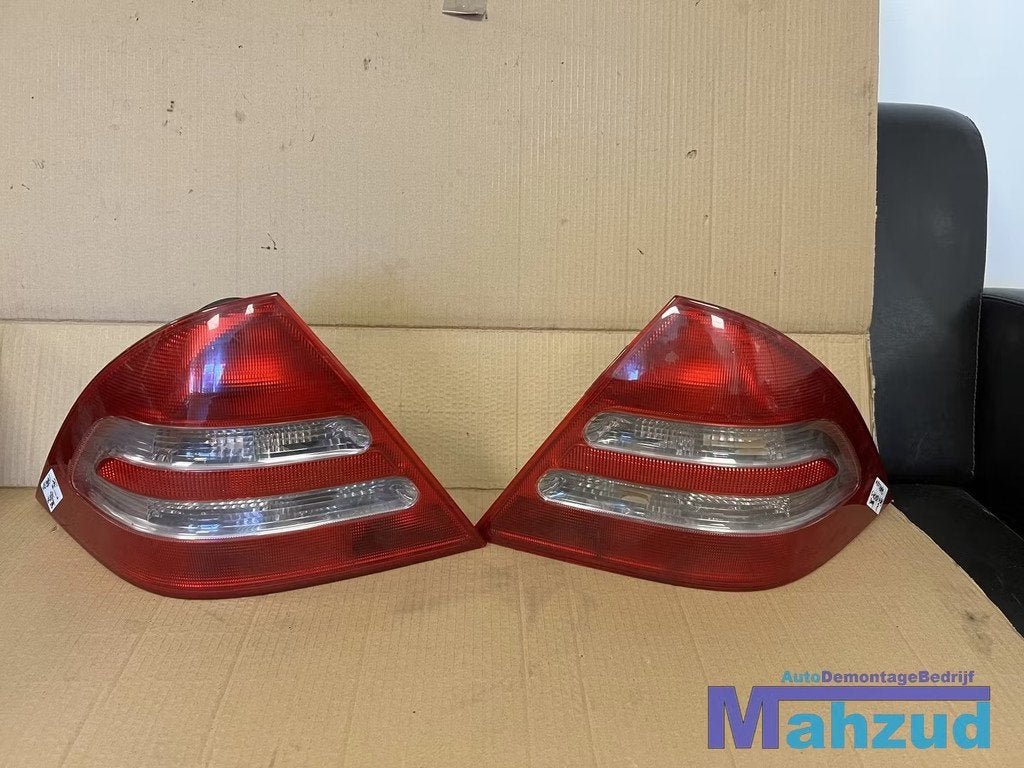 MERCEDES W203 Links rechts achterlicht 2000-2007, Gebruikt, Mercedes-Benz AG, Mercedes-Benz, Ophalen of Verzenden