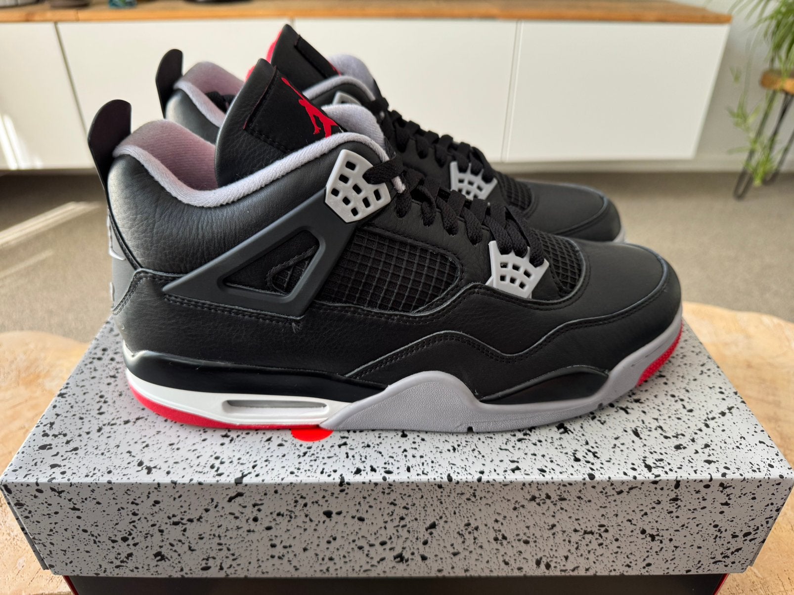 Nike Air Jordan 4 Retro ‘Bred Imagined’ 47,5, Kleding | Heren, Schoenen, Zwart, Nieuw, Ophalen of Verzenden, Sneakers of Gympen