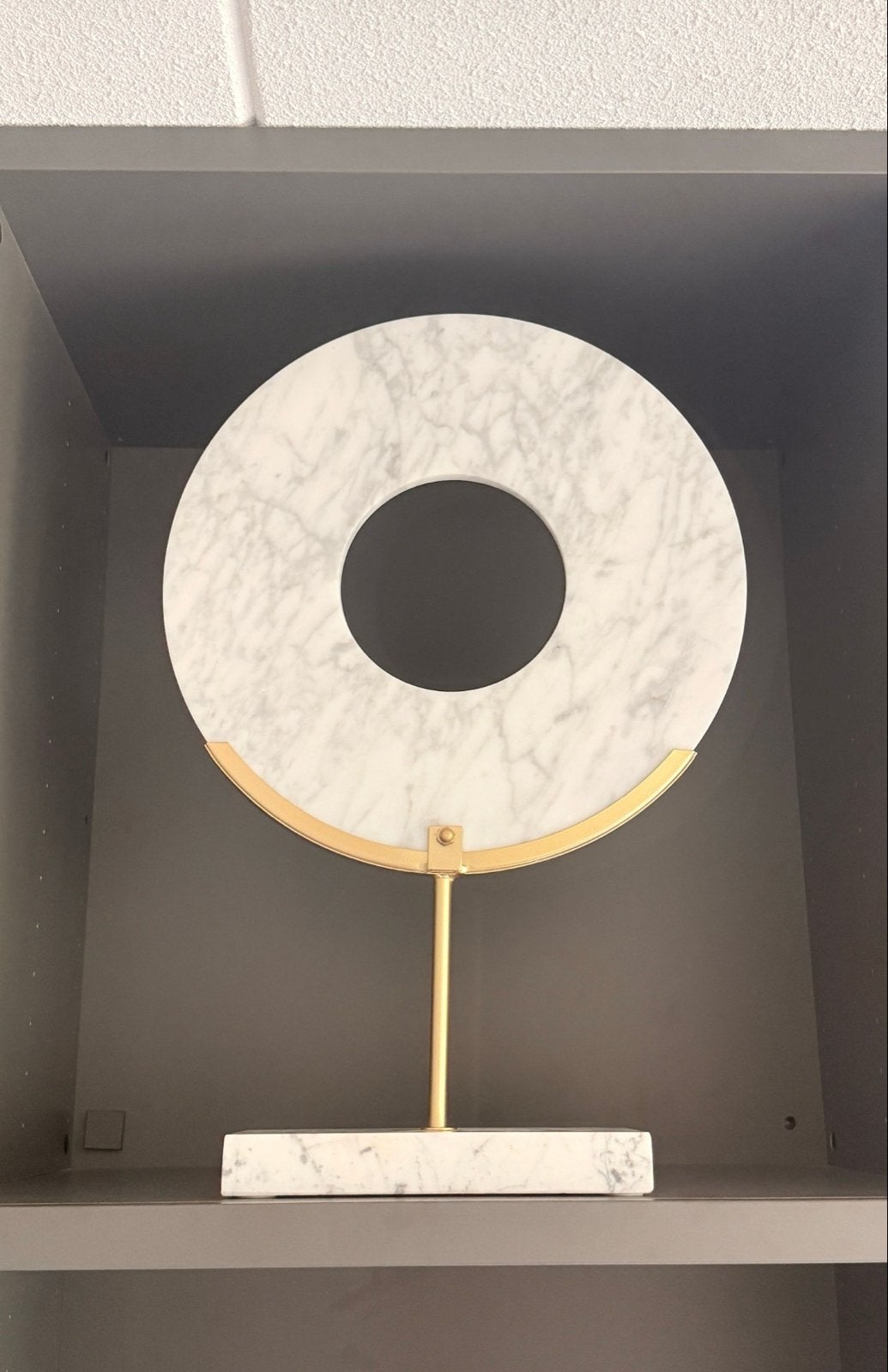 Nieuw decoratief marmer schijf op standaard wit en goud, Ophalen, Nieuw, Modern, Wit