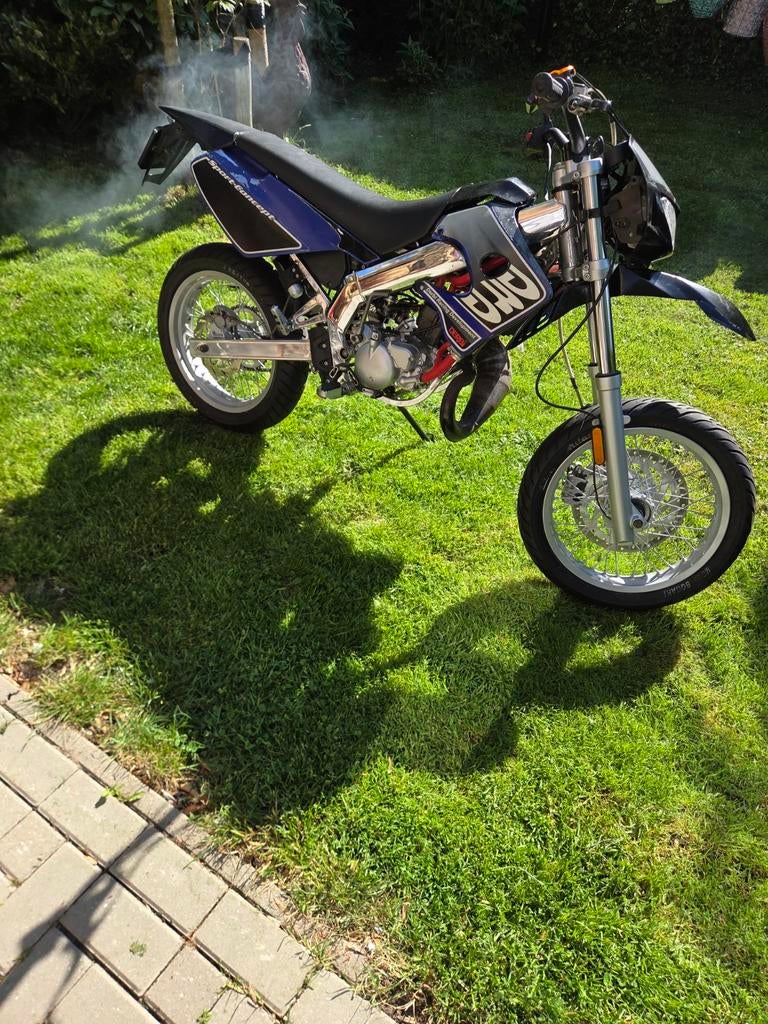Derbi senda DRD *compleet gereviseerd, Fietsen en Brommers, Ophalen, 6 versnellingen, Maximaal 45 km/u, Nieuw