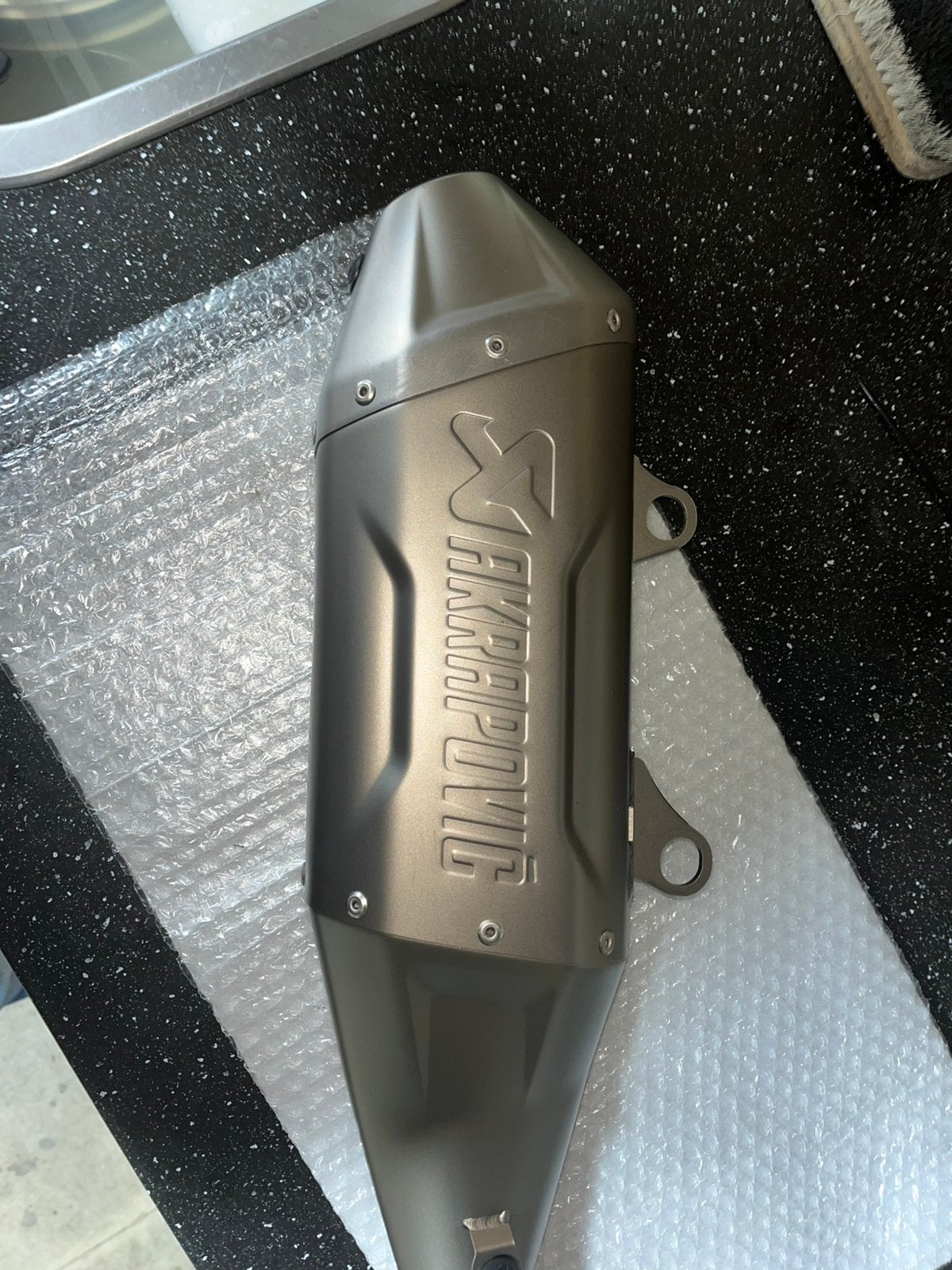 Akrapovic “slip one” ktm sxf 250 bj 23/27, Ophalen