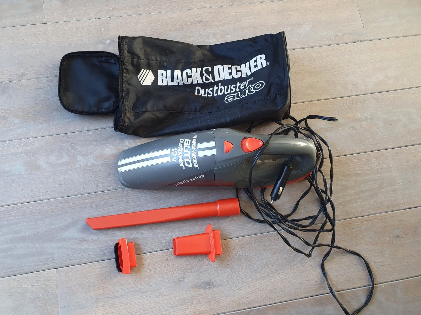 Black & Decker dustbuster auto, type ACV 1205.
12 volt., Witgoed en Apparatuur, Stofzuigers, Overige merken, Kruimeldief, Ophalen of Verzenden