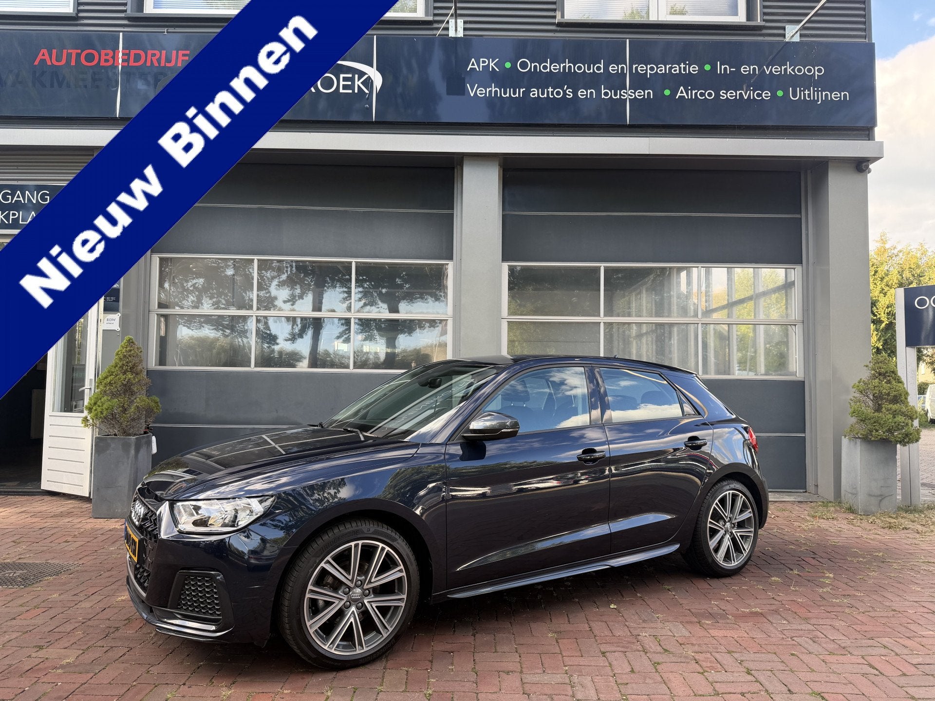 Audi A1 Sportback 30 TFSI epic 1115pk S-Tronic Epic S-Line |, Auto's, Audi, Stof, Blauw, 116 pk, 49 €/maand