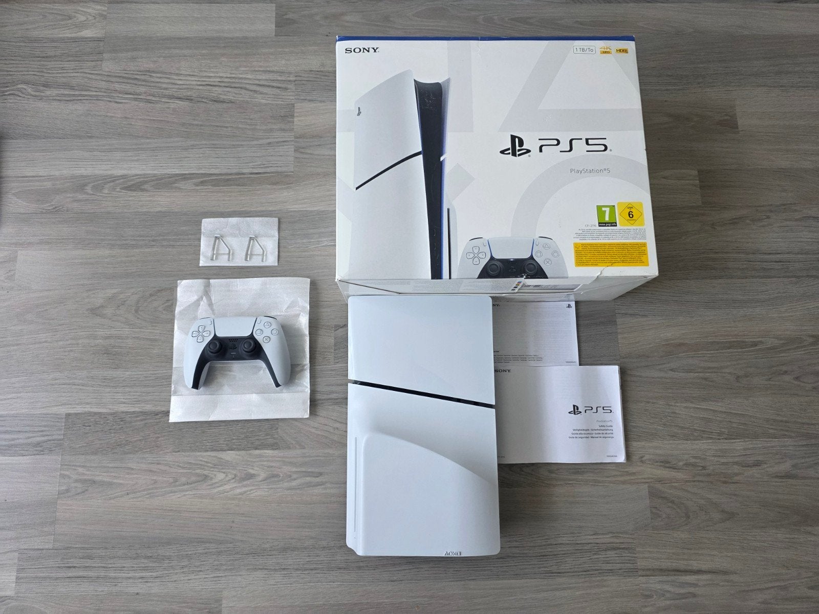 Nieuwe Playstation 5 Slim 1TB Disc+Garantie 11/2027, 10 Great Marlborough Street, London, W1F 7LP, UK, Ophalen of Verzenden, Eén computer