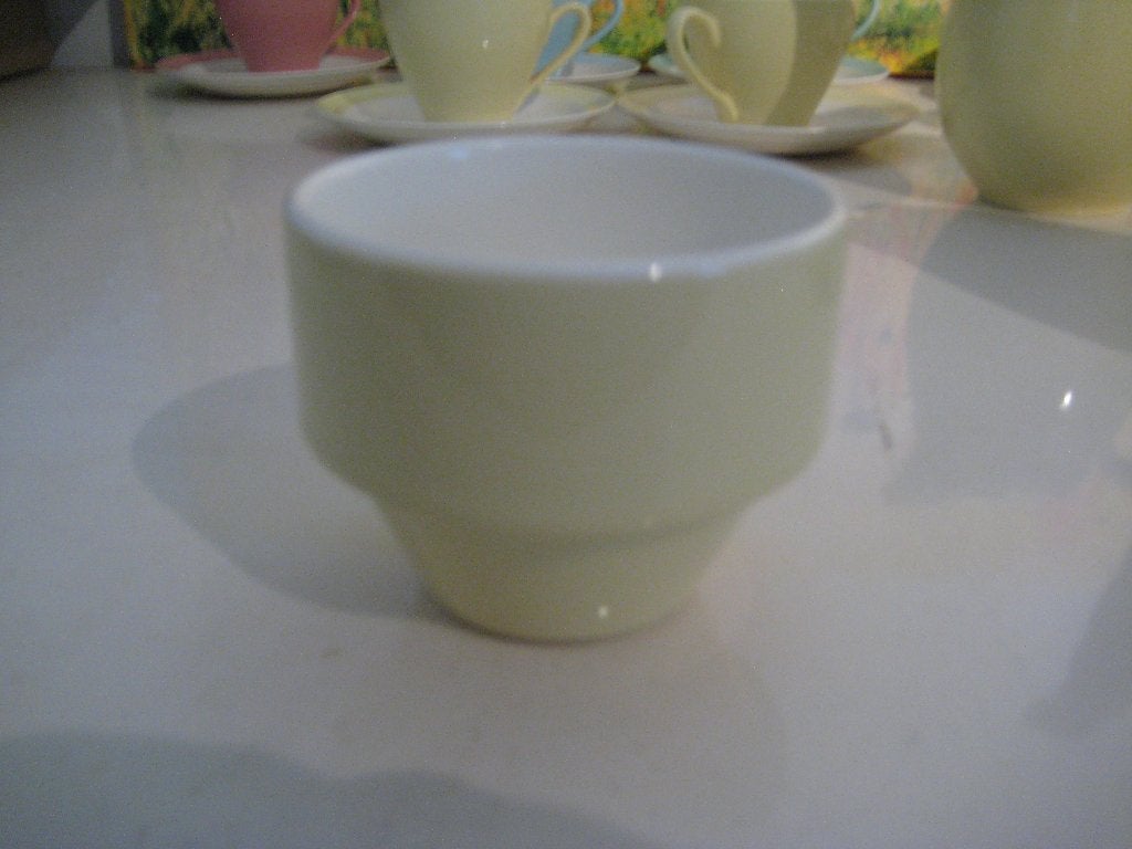 Pastel Regout Lichtgeel Boerenkommetje, Ophalen of Verzenden