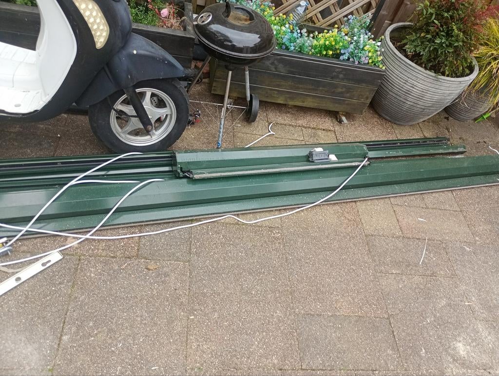 Mooie electrische zonneschermen, Doe-het-zelf en Verbouw, Metalen, Ophalen of Verzenden