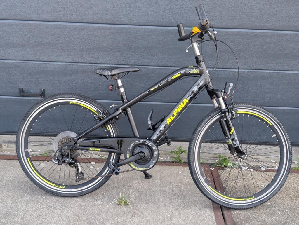ALPHINA Trial Kinderfiets,24 inch, 20 inch of meer, Gebruikt, Ophalen of Verzenden, Alphina