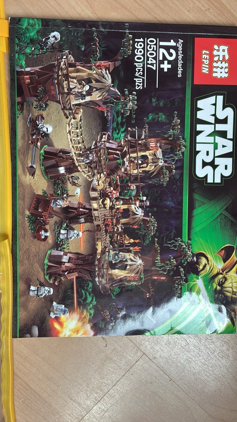LEPIN Star Wars Ewok Village 05047 - 1990 stuks, Ophalen of Verzenden, Zo goed als nieuw, Overige merken