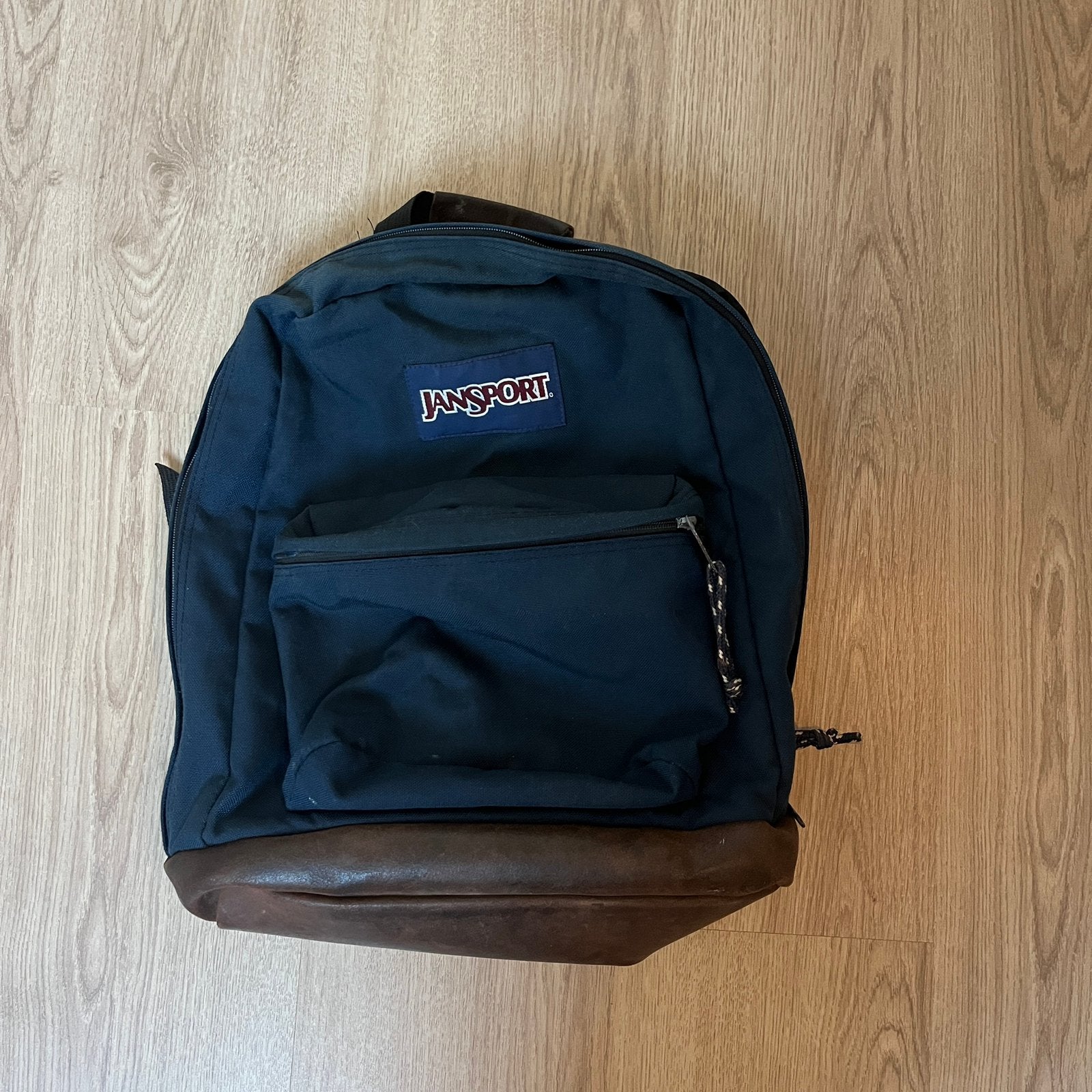 Jansport Tas Donkerblauw Zo goed als Nieuw, Overige merken, 25 tot 40 cm, Ophalen of Verzenden, Zo goed als nieuw
