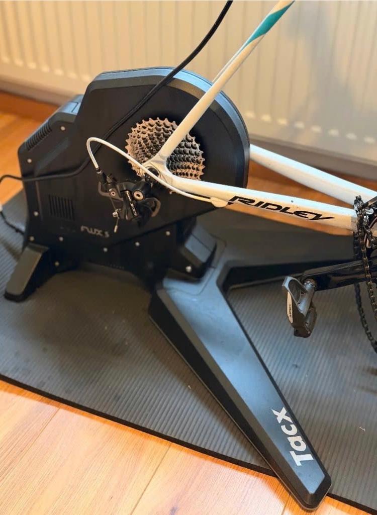 Tacx smart flux s fietstrainer, Sport en Fitness, Ophalen of Verzenden, Zo goed als nieuw, Overige typen