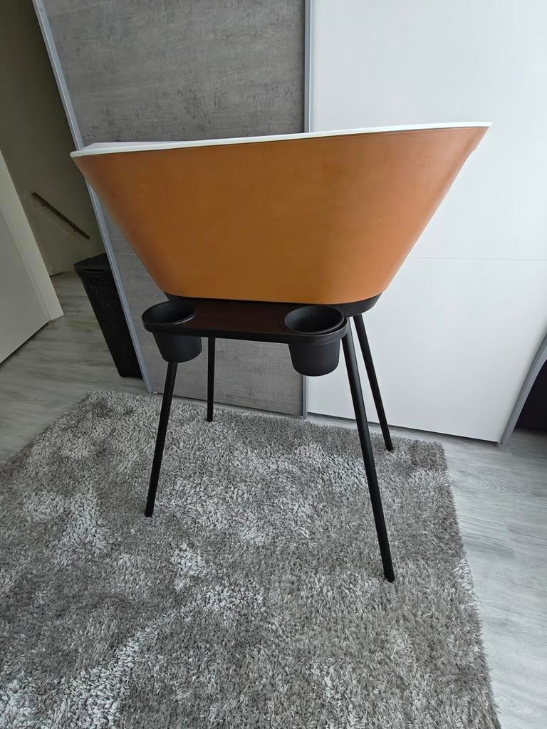 We-too babybadje met standaard en badzitje, Kinderen en Baby's, Badjes en Verzorging, Zo goed als nieuw, Badje, Standaard, Ophalen