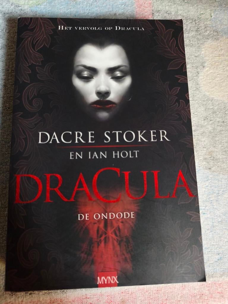 Dacre Stoker - Dracula de Ondode, Ophalen of Verzenden, Zo goed als nieuw, Dacre Stoker; Ian Holt
