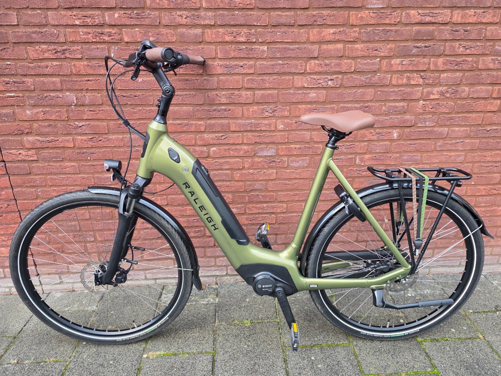 Elektrische fiets Raleigh, 56 cm of meer, Ophalen, Zo goed als nieuw, Overige merken