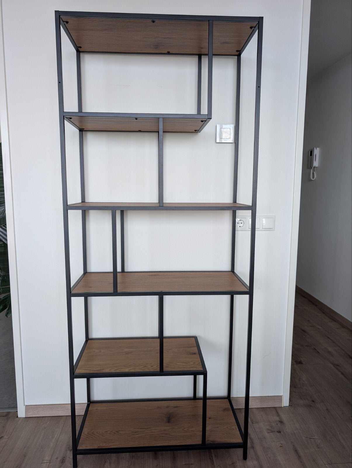Boekenkast Jaxx - zwart/naturel - Leenbakker, Ophalen, Gebruikt