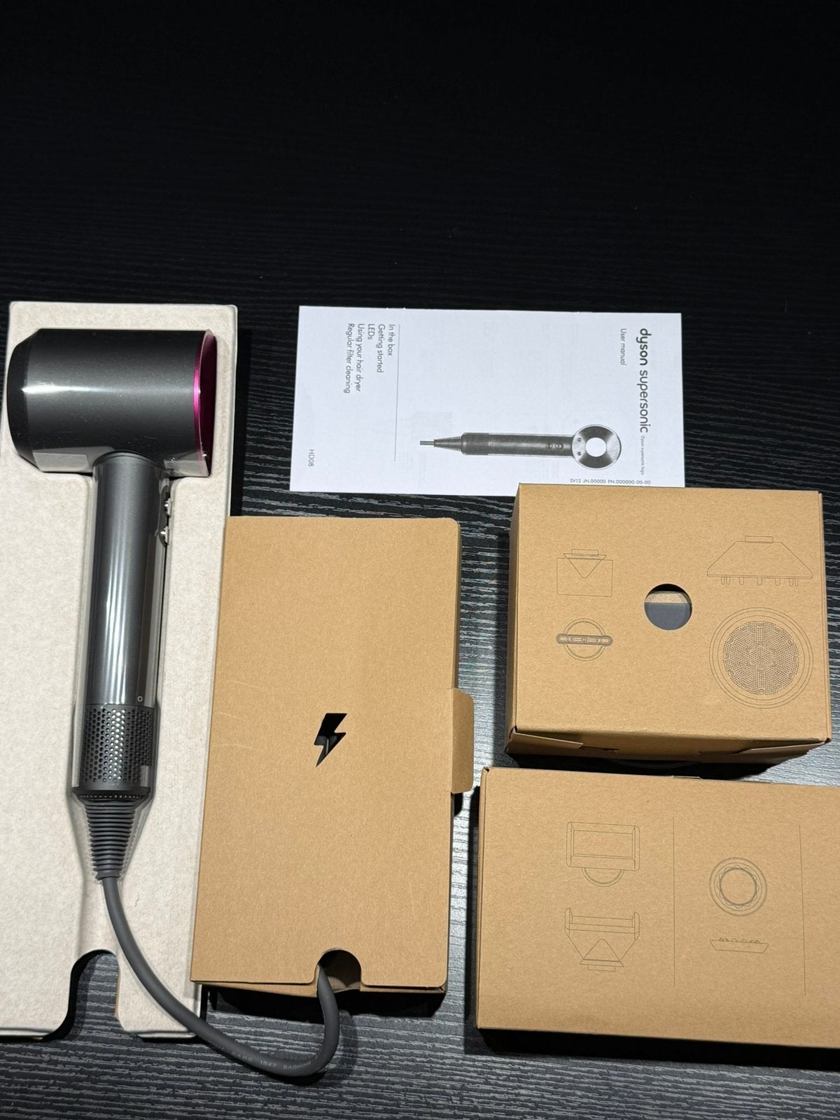 Dyson Supersonic föhn – Nieuw in doos, Sieraden, Tassen en Uiterlijk, Uiterlijk | Haarverzorging, Ophalen of Verzenden, Nieuw