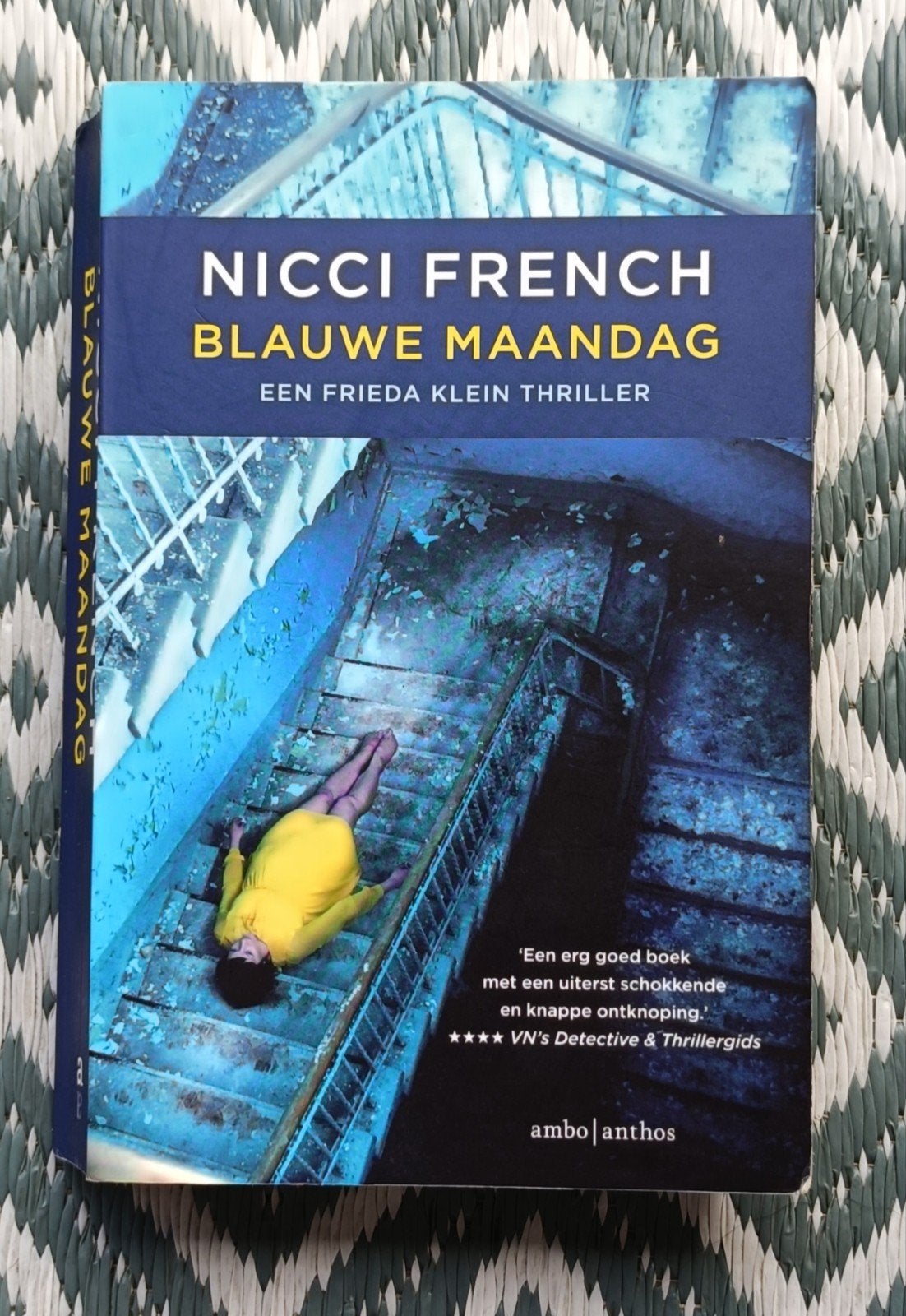 Nicci French - Blauwe Maandag (Frieda Klein thriller), Ophalen of Verzenden, Gelezen, Nicci French