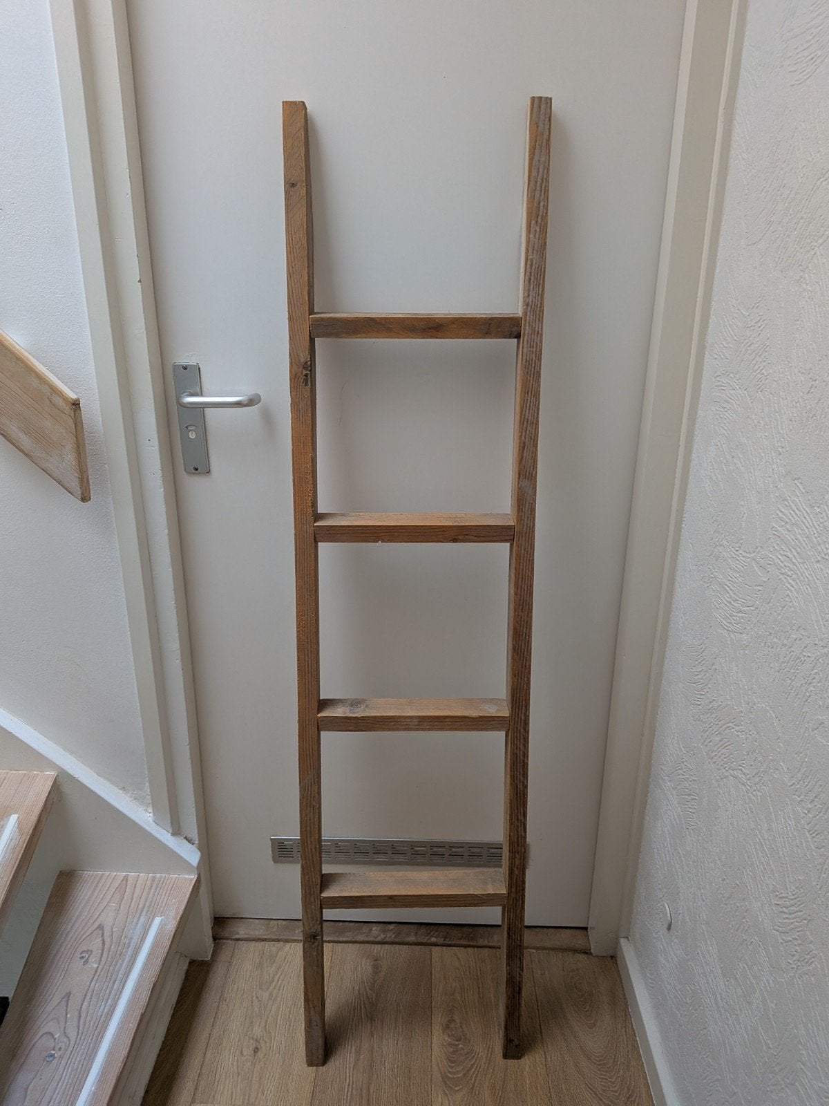 Decoratieve houten ladder, Ophalen, Minder dan 2 meter