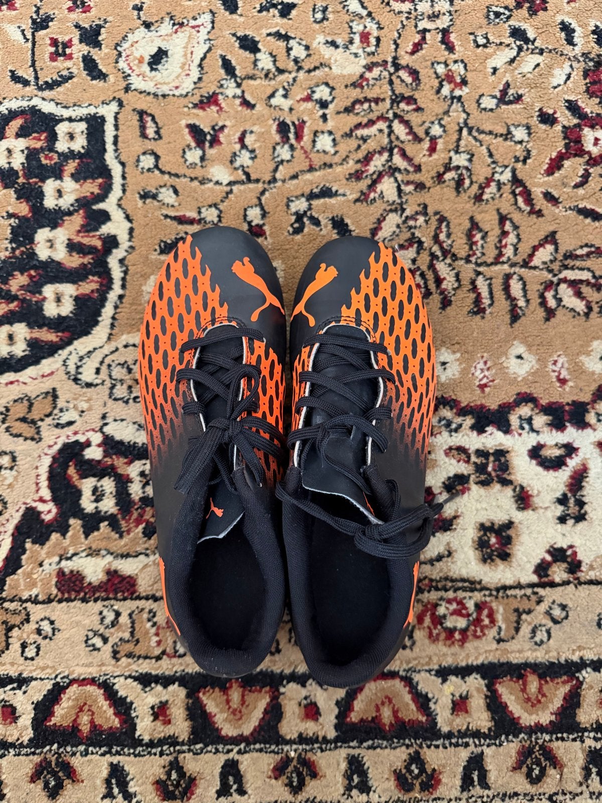 Puma Voetbalschoenen Zwart Oranje Maat 38, Ophalen of Verzenden, Zo goed als nieuw, Schoenen