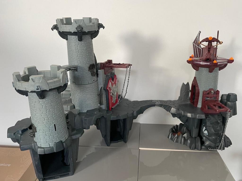 Playmobil zwarte Drakenburcht met draak, ophalen, Kinderen en Baby's, Speelgoed | Playmobil, Ophalen, Gebruikt