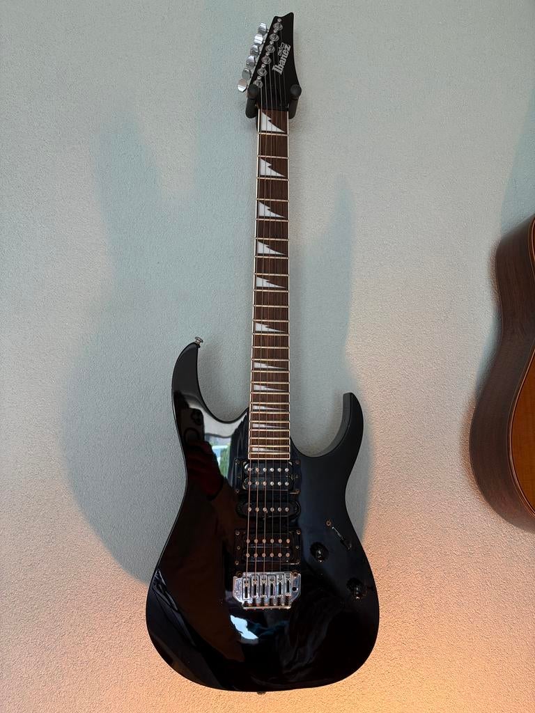 Electrische gitaar Ibanez Gio. Rechtshandig, Muziek en Instrumenten, Snaarinstrumenten | Gitaren | Elektrisch, Ophalen, Zo goed als nieuw