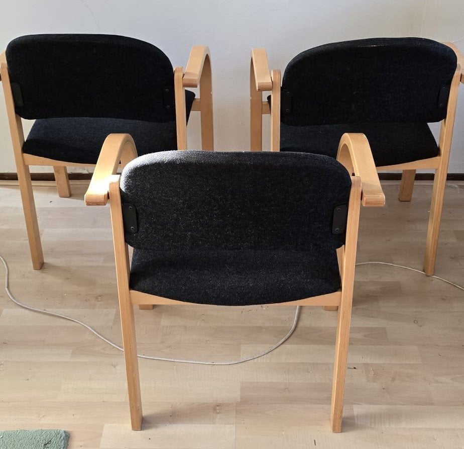 Set van 3 armleuning Stoelen met Zwarte Zitting, Ophalen, Drie, Zwart, Zo goed als nieuw