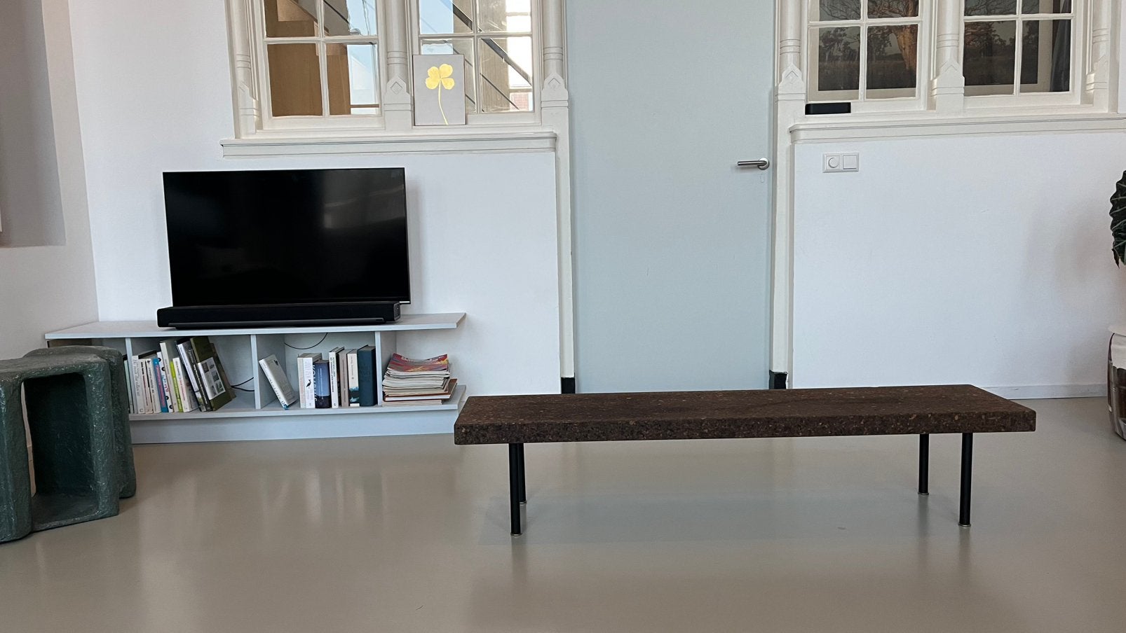 Ilse Crawford voor ikea bankje van kurk en staal, Huis en Inrichting, Banken | Sofa's en Chaises Longues, Gebruikt, Overige maten