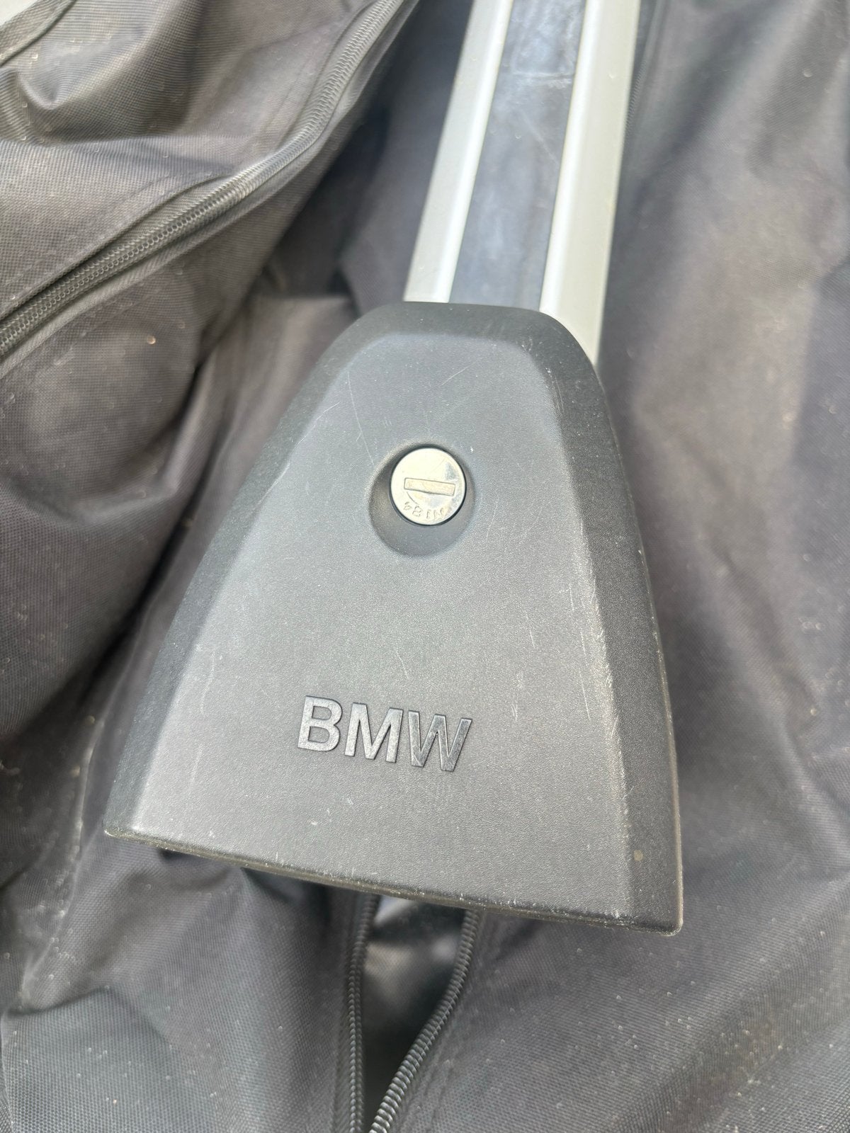 Originele BMW F46 dakdragers (82 71 2 350 125), Ophalen, Gebruikt