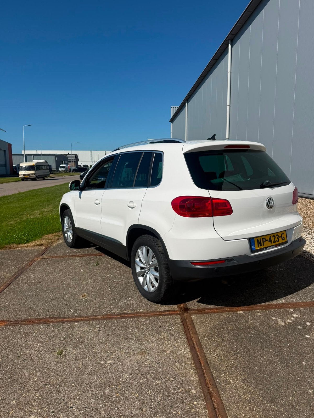 Volkswagen Tiguan 1.4 TSI 90KW BMT 2013 Wit, Voorwielaandrijving, 15 km/l, 4 cilinders, 75 €/maand