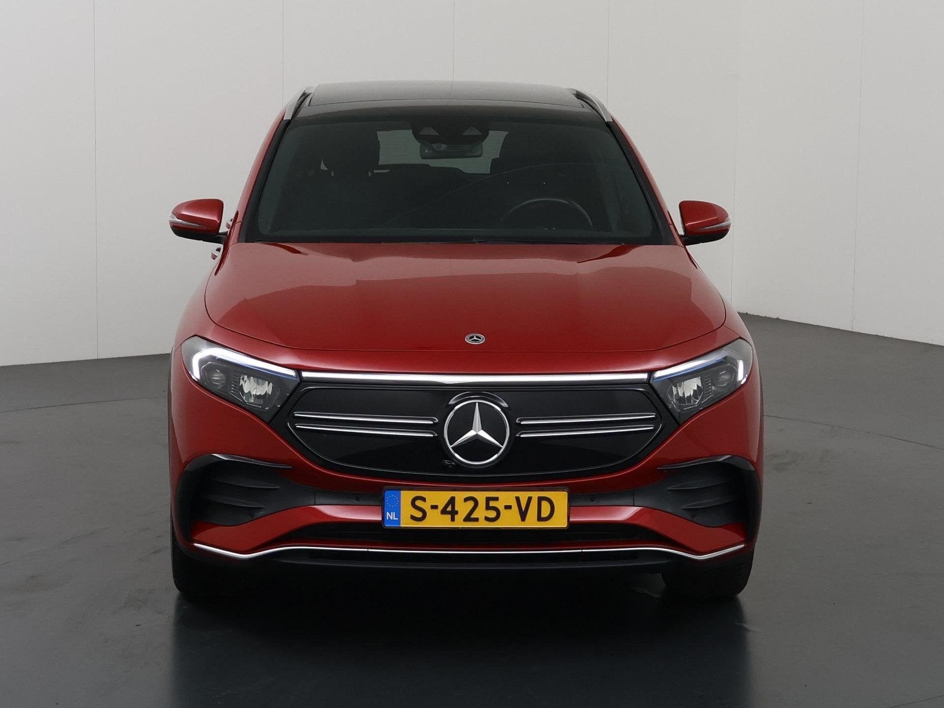 Mercedes-Benz EQA 250 AMG Line 67 kWh | Panoramadak | Trekha, Auto's, 1940 kg, Gebruikt, 190 pk, Sportstoelen