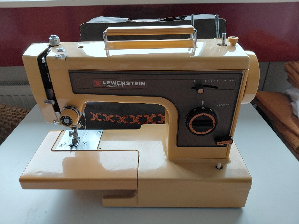 naaimachine lewenstein amazone 501, Ophalen, Zo goed als nieuw, Naaimachine, Lewenstein