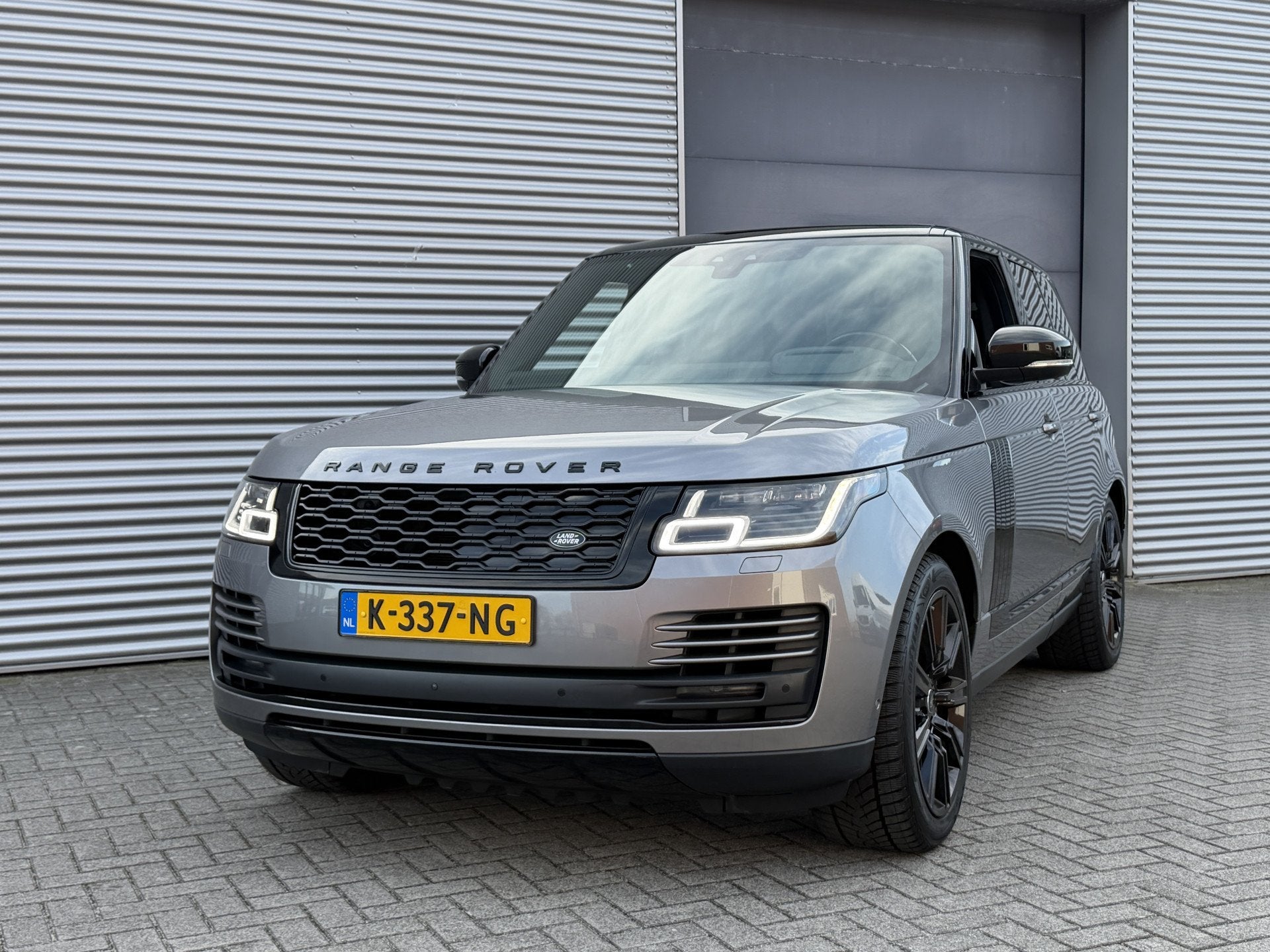 Land Rover Range Rover P400e Vogue I PHEV I Aut. I Pano.dak, Auto's, Land Rover, Automaat, 404 pk, Gebruikt, 4 cilinders