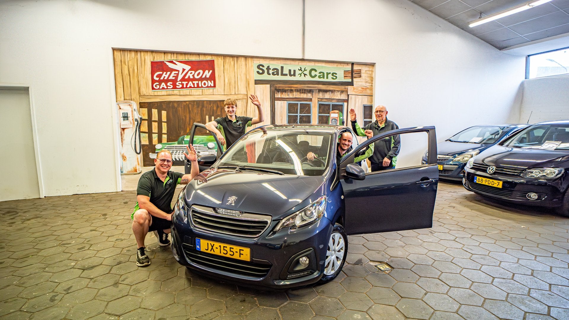 Volkswagen Polo 1.4-16V FUN/AIRCO/APK 12-2026/5-DEURS/, Auto's, Volkswagen, Voorwielaandrijving, Gebruikt, Zwart, 4 cilinders