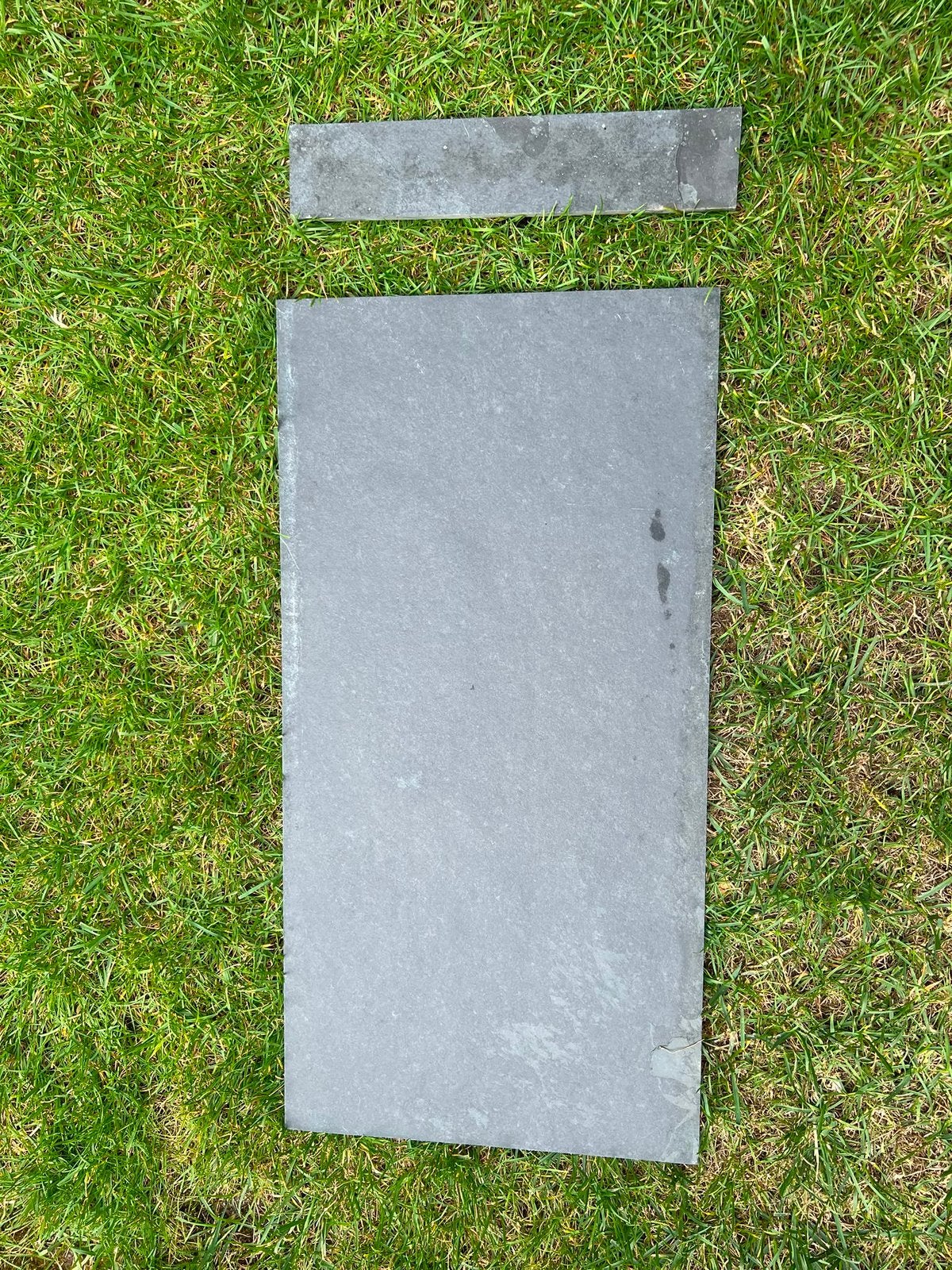 Restpartij Mustang Leisteen 7m2 + 12 Plinten (30x60 cm), Doe-het-zelf en Verbouw, Tegels, Ophalen, Keramiek, 5 tot 10 m², Zo goed als nieuw