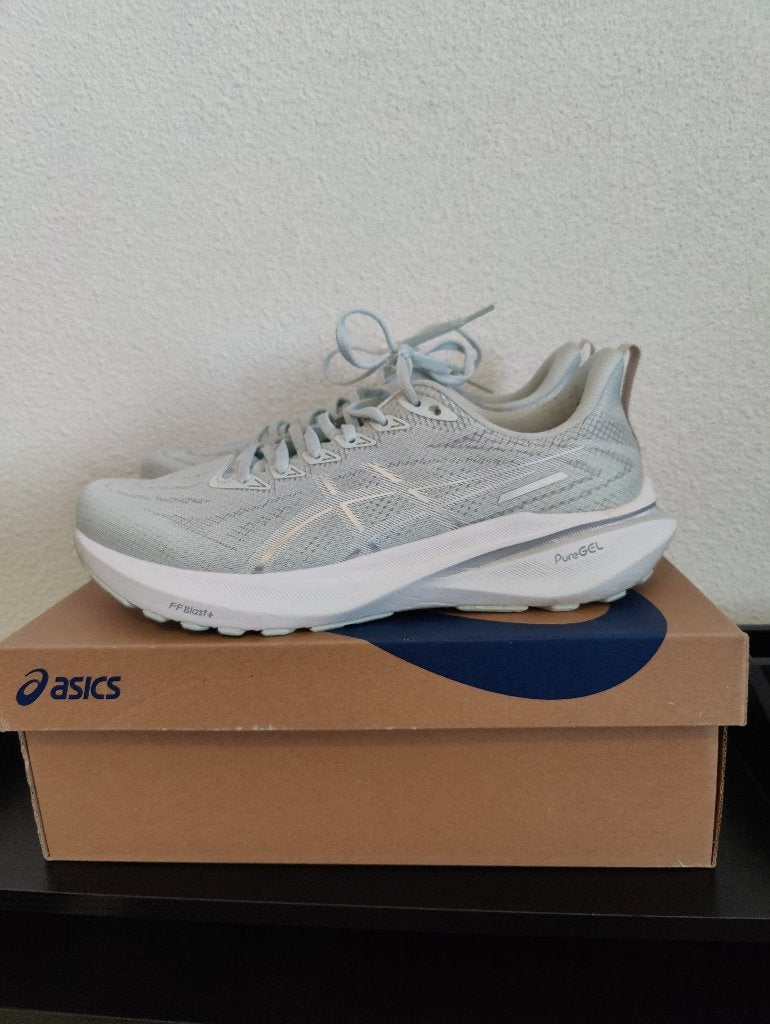 Sneaker, Ophalen, Blauw, Sportschoenen, Gedragen