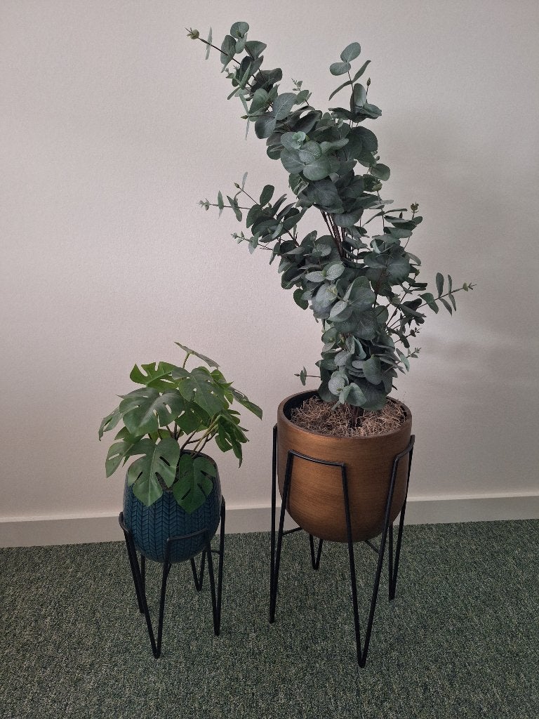 Set kunstplanten met plantenpotten en metalen standaards, Tuin en Terras, Bloempotten, Ophalen, Gebruikt, Rond, Minder dan 25 cm