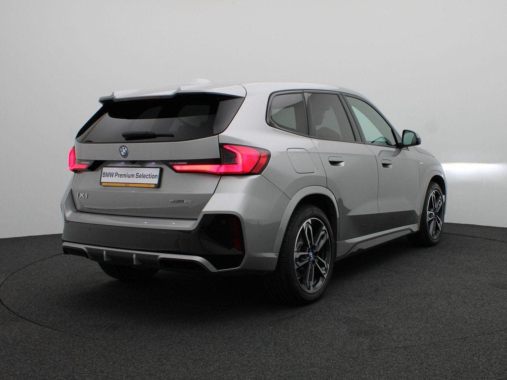 BMW iX1 eDrive20 M Sportpakket Pro | Driving Assistant Plus, Auto's, BMW, 514 km, Gebruikt, Met garantie (alle), 67 kWh