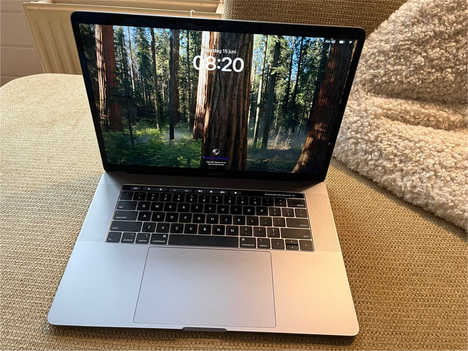 MacBook Pro 15” (2019) i9 | 32 GB | 1 TB SSD | Vega 16, Computers en Software, Apple Macbooks, Zo goed als nieuw, MacBook Pro