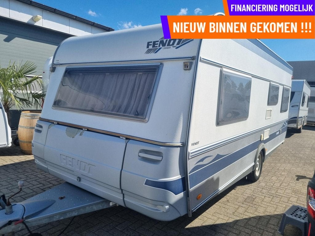 FENDT PLATIN 540 TG MOVER + AIR TENT + ENKELE BEDDEN, Caravans en Kamperen, Caravans, Rondzit, 7 tot 8 meter, Bedrijf, Mover