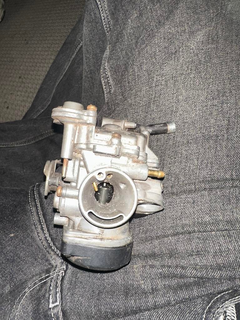 Carb gy6, Ophalen, Zo goed als nieuw